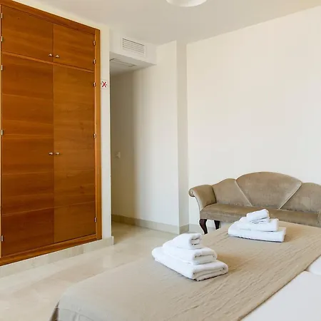 Larios Suites Apartamento *