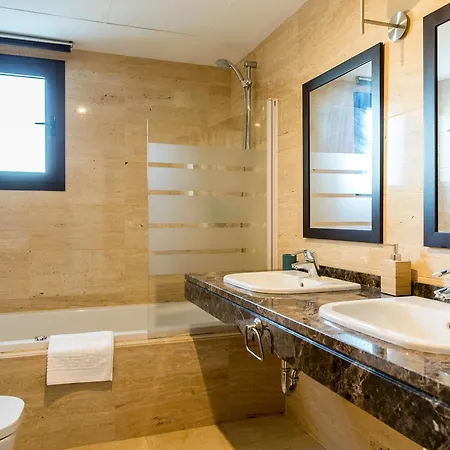 Larios Suites アパート