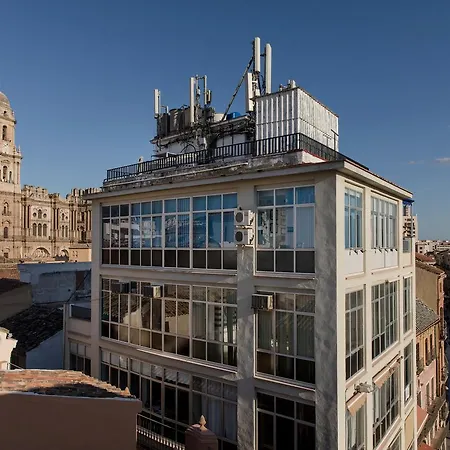 Larios Suites *